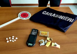Beccato con più di 60 dosi di eroina: arrestato per spaccio bastia umbra