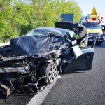 Incidente sulla E45: auto contro furgone