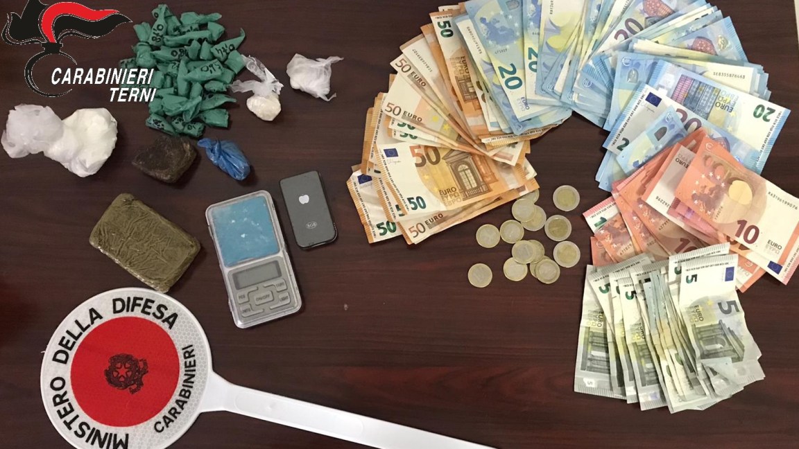 Val di Serra per spacciare droga indisturbati