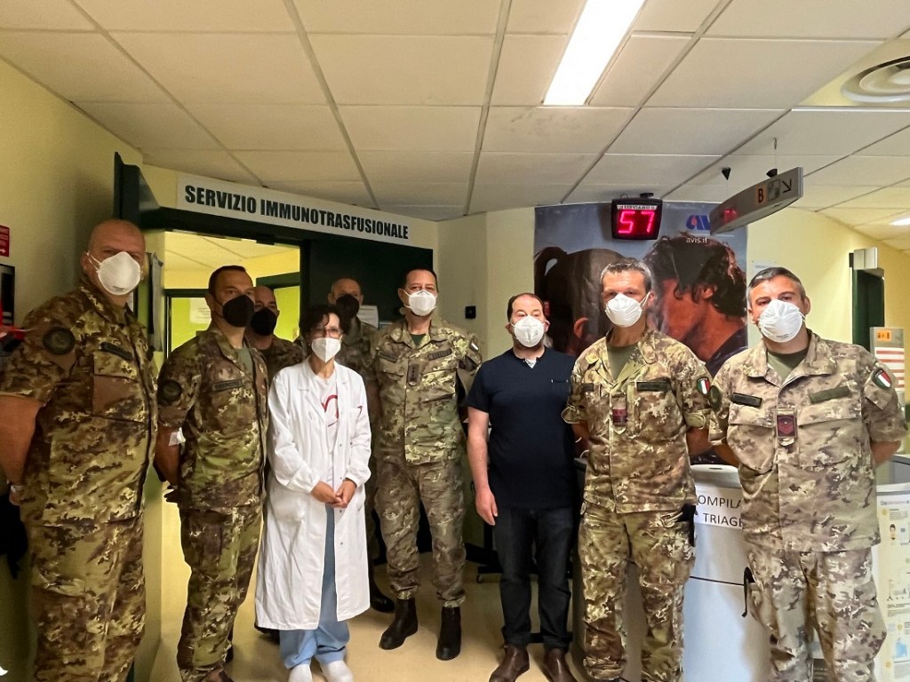 Militari Foligno donano sangue