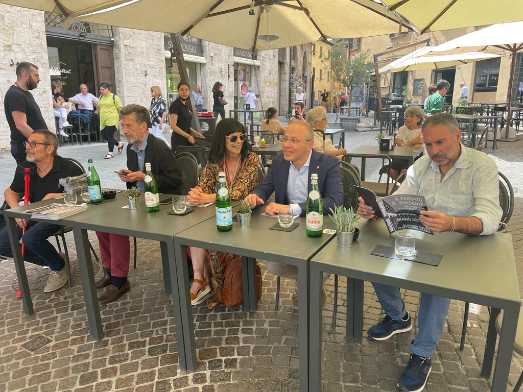 presentazione Il presente è passato