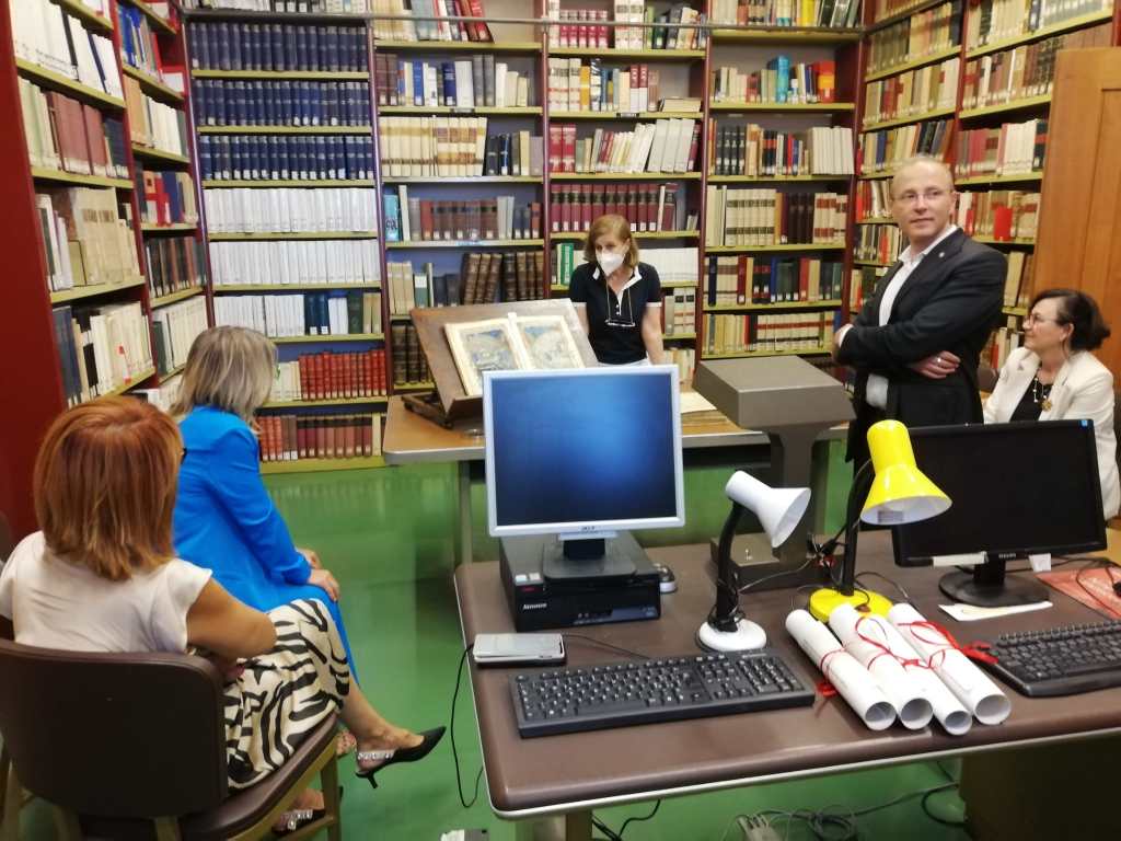 60 anni gemellaggio perugia bratislava_ visita biblioteca augusta - 15 luglio 2022 (4)