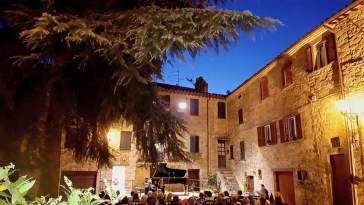 Festival Internazionale Giovani Concertisti di Castel Rigone 1