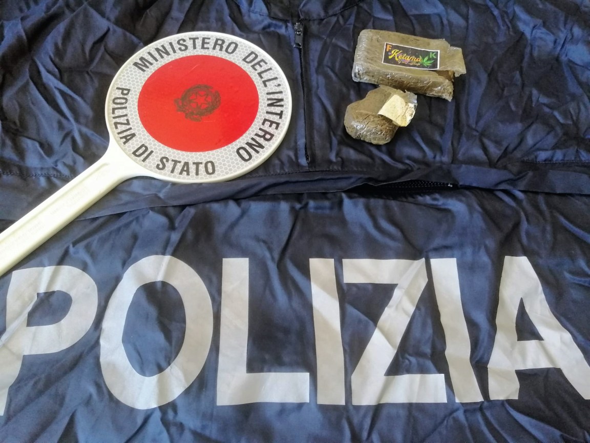 hashish polizia terni