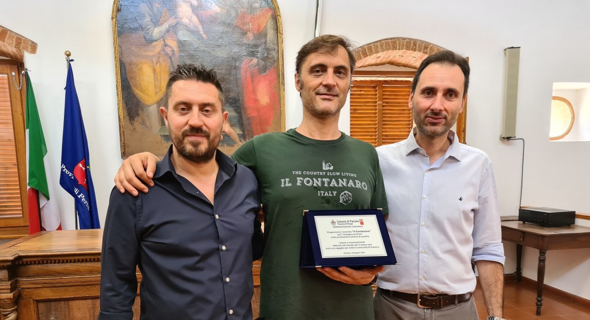 targa ai titolari Il Fontanaro