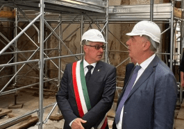sindaco e commissario_sopralluogo Basilica giugno 2022 Norcia