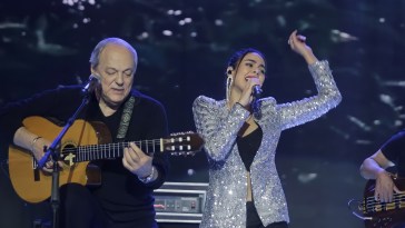 Toquinho_e_Camilla_Faustino