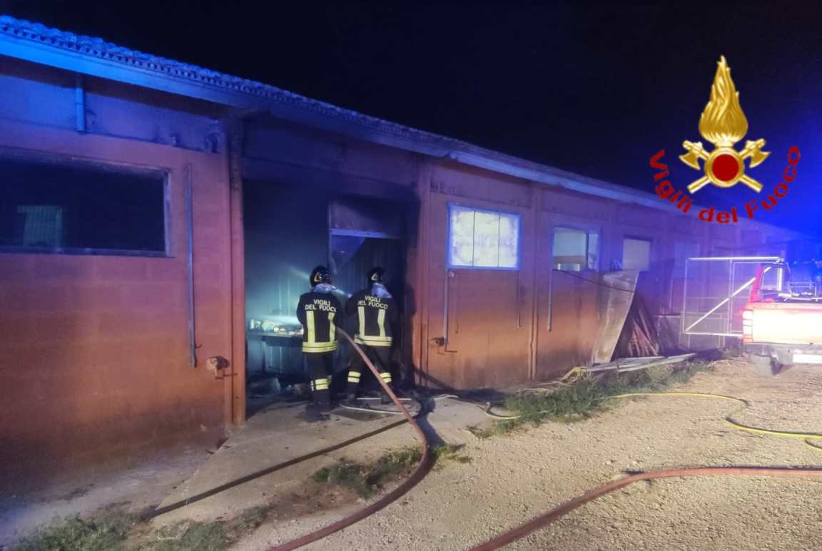 Incendio capannone Acquasparta
