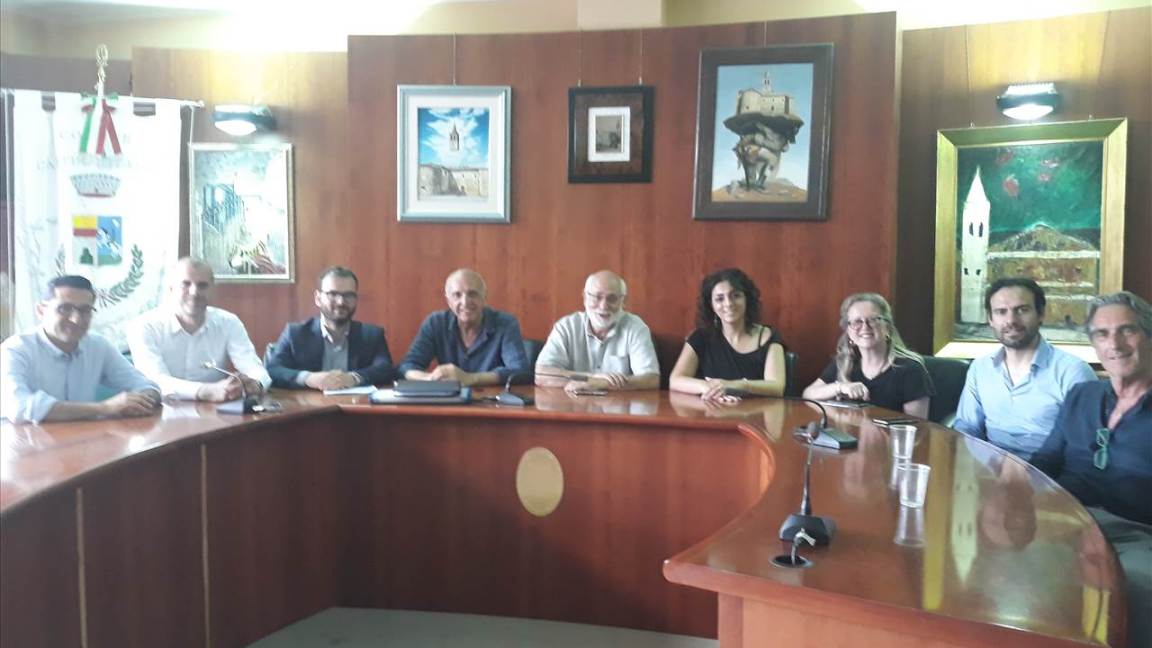 la giunta dell_Unione dei Comuni dell_Olio e del Sagrantino(0)