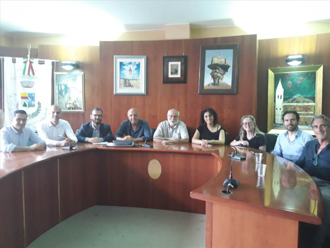 la giunta dell_Unione dei Comuni dell_Olio e del Sagrantino(0)