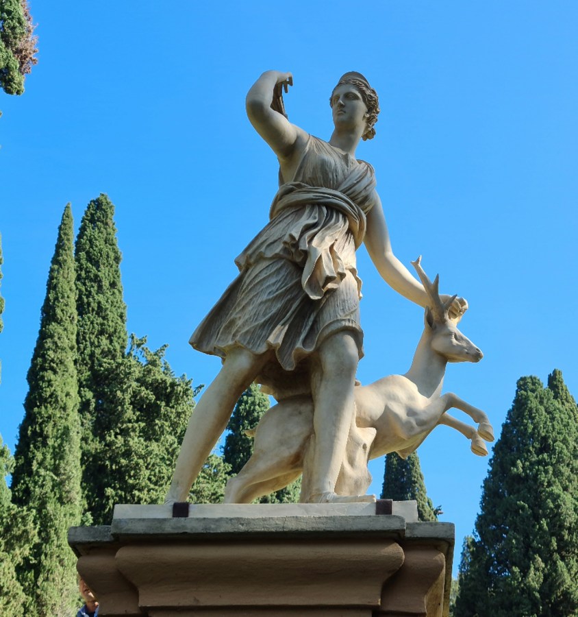 Diana Cacciatrice a Villa Fidelia
