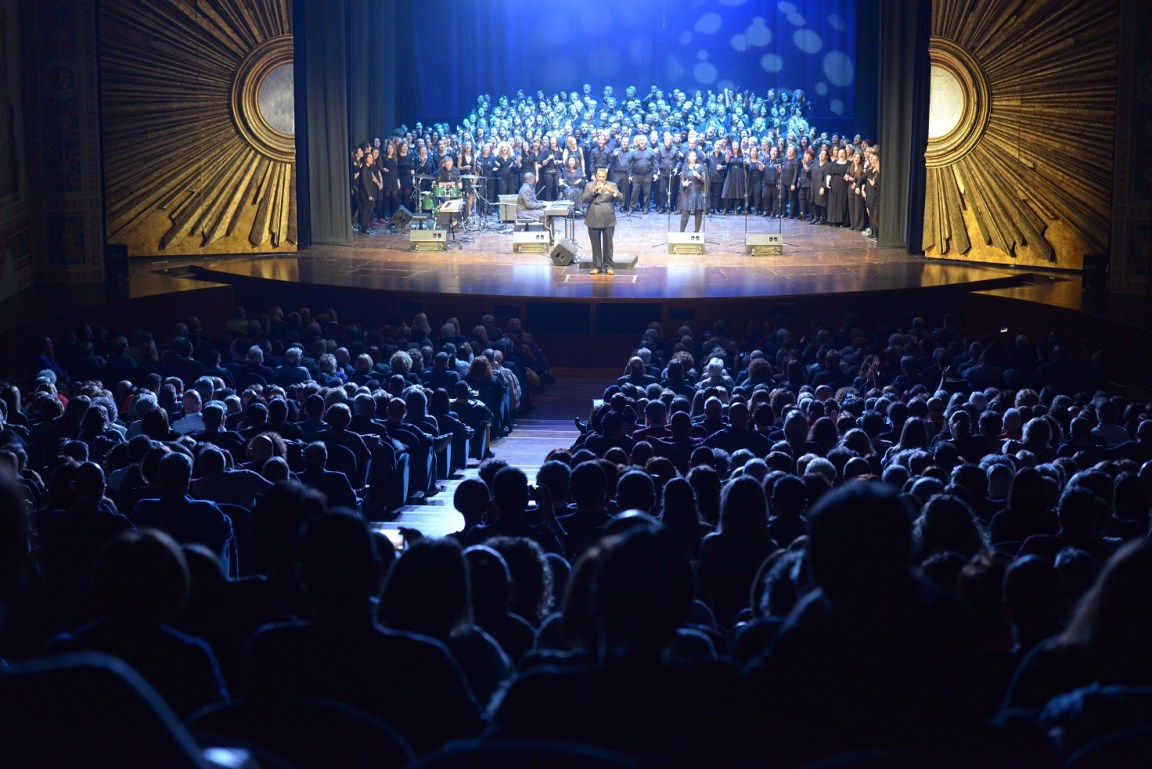 Gospel Connection Mass Choir in Concert