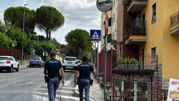 Polizia Perugia a piedi