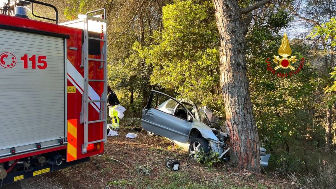 vigili todi incidente