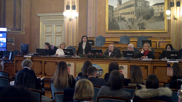 associazione Elisa83_Il ruolo delle donne nei servizi sociali