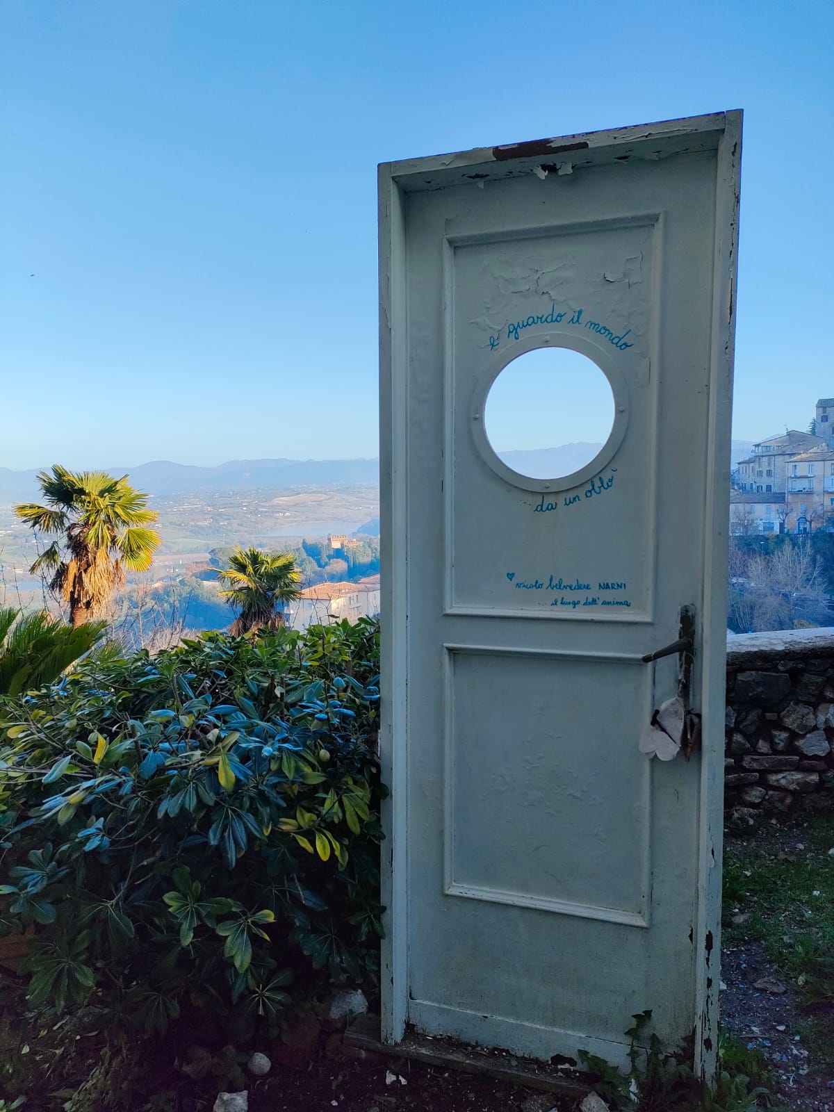 porta oblò vicolo Belvedere Narni_foto fracec