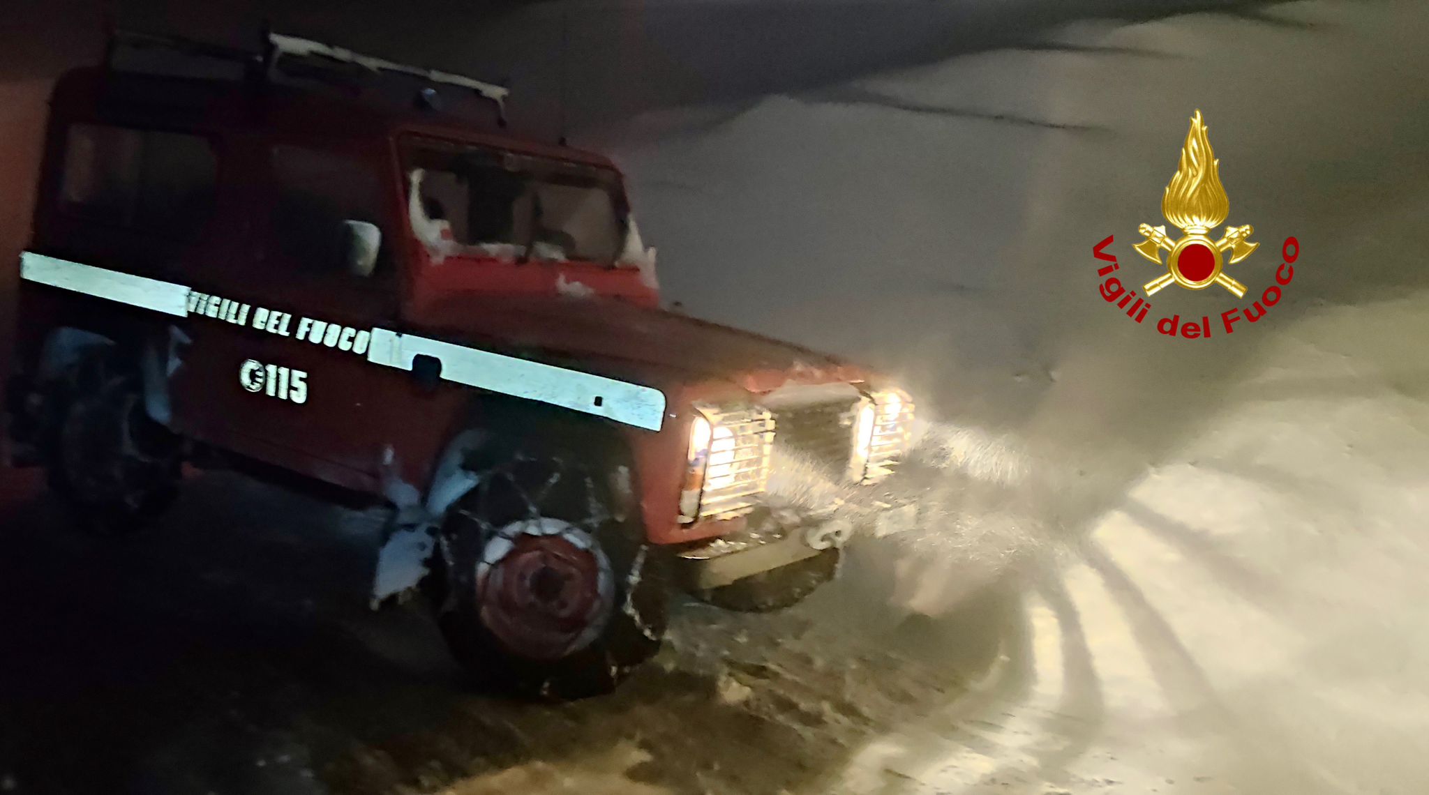 vigili del fuoco neve