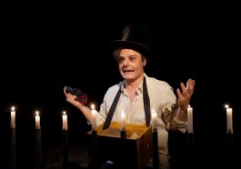 TAVOLA TAVOLA CHIODO CHIODO_ Lino Musella, ph Mario Spada