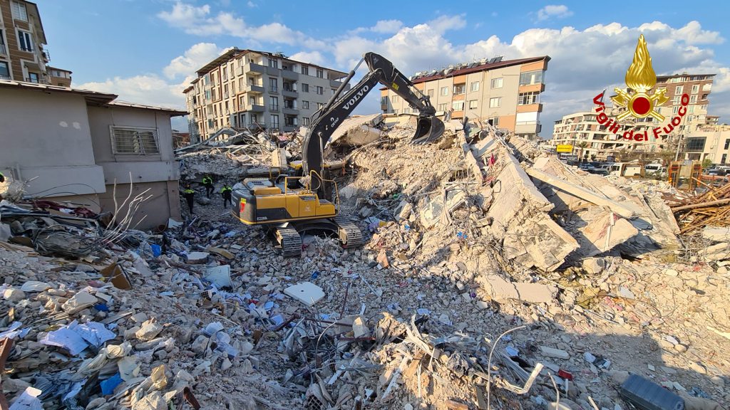 Vigili del fuoco terremoto Turchia 2023