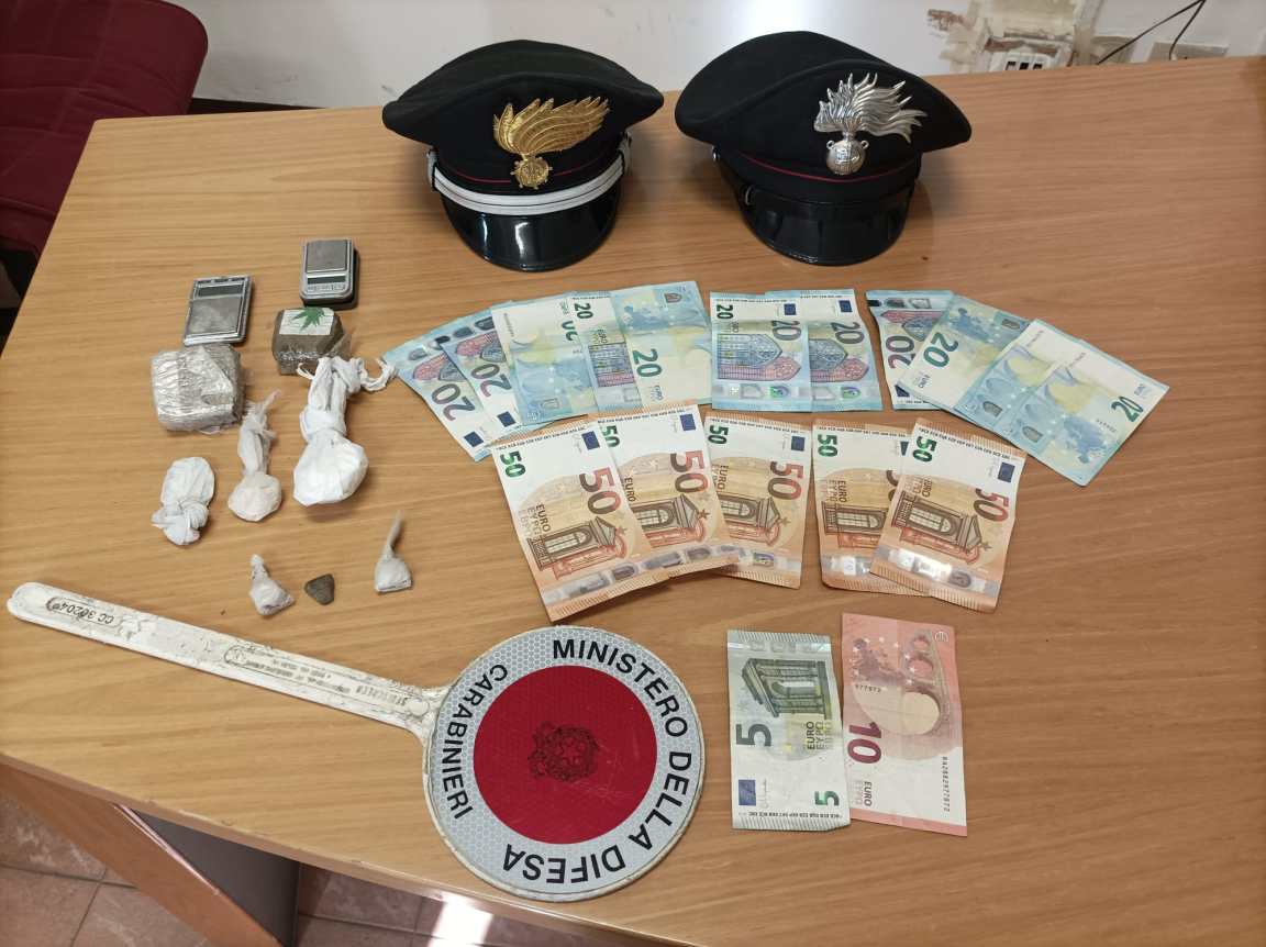 arresto hashish a Terni con coppa del mondo