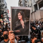 foto di Sharon Irani dalla pagina del gruppo Facebook We are all Mahsa Amini