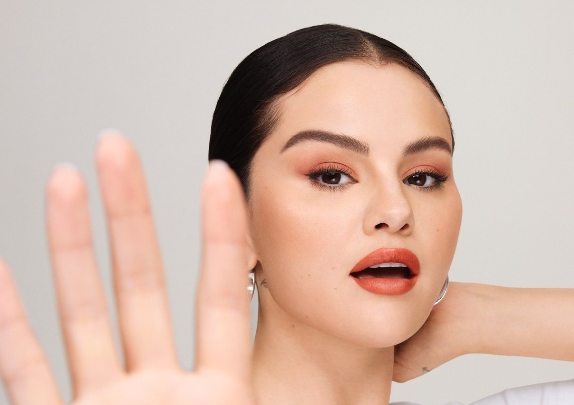 Selena Gomez_foto dalla pagina Facebook Selena Gomez