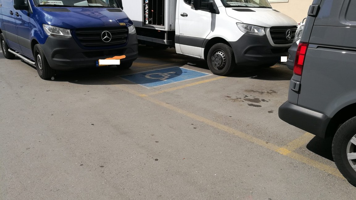 parcheggio disabili foto di Laura Santi