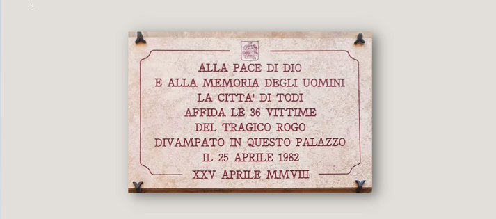 targa palazzo del Vignola