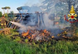 Incendio rimessa Sant'Andrea delle Fratte