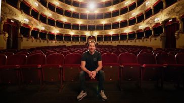 The Dadchelor di Daan van Den Nouweland