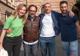 Il sindaco Carizia insieme agli assessori uscenti (foto Paolo Ippoliti)