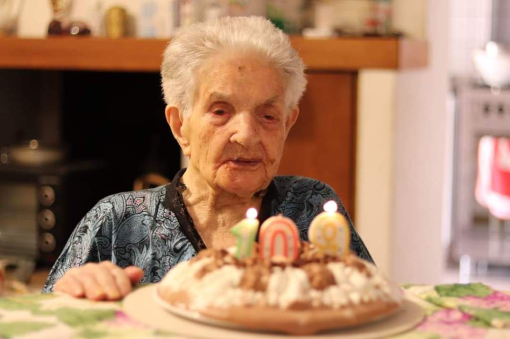 Armandina Cerritoni nel giorno del suo compleanno (foto Alessandro Bacecha)