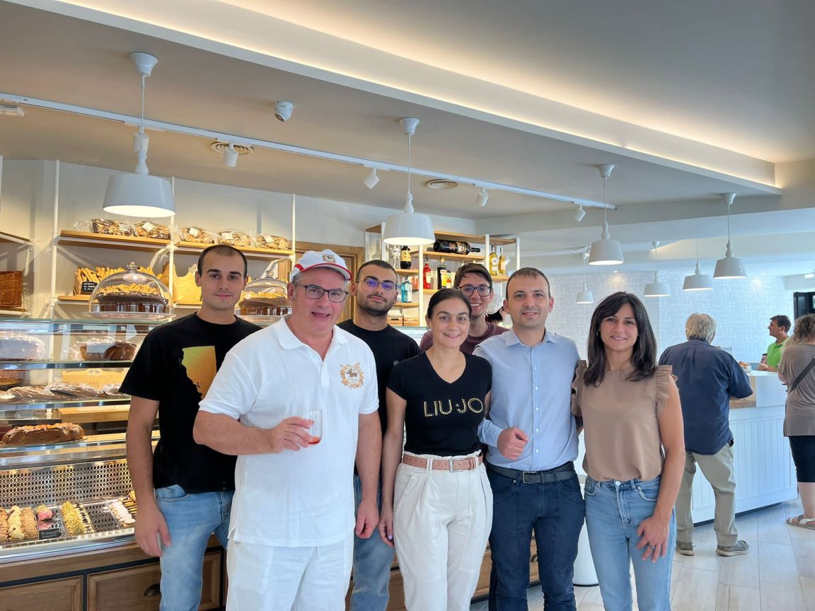 nuovo look per forno Pioppi