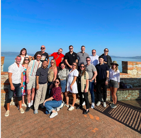 top influencer da Manhattan al Trasimeno