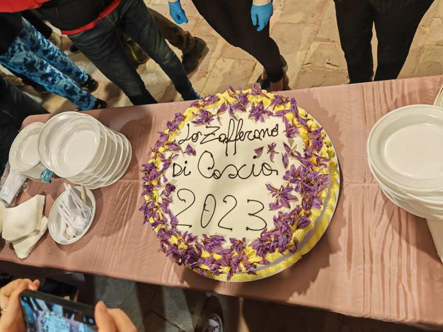 torta allo zafferano 2023