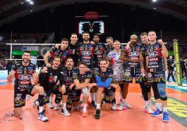 Sir Susa Vim PERUGIA vs Gas Sales Bluenergy PIACENZA, 6ª giornata girone di andata regular season Superlega Credem Banca - Campionato italiano di Pallavolo Maschile - Volley Volleyball presso PalaBarton Perugia IT, 22 novembre 2023. [ID: 20231122/_MB61926] Foto: Michele Benda