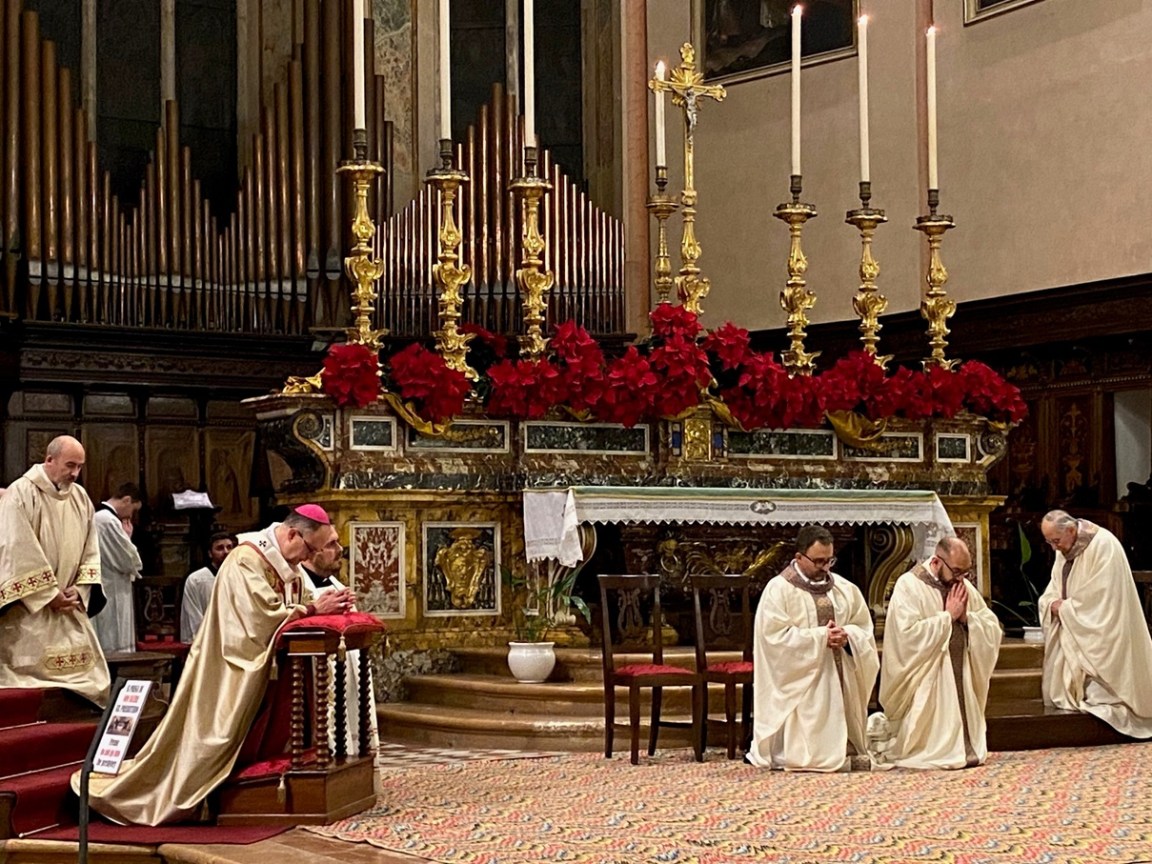 Celebrazione Notte di Natale 2023 in Cattedrale Perugia
