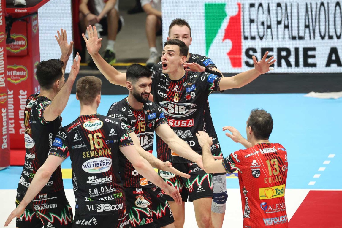Sir Susa Vim Perugia x Allianz Milano 27.gen.2024 semi finale Coppa Italia durante Sir Susa Vim Perugia - Allianz Milano, Semifinale Del Monte® Coppa Italia SuperLega - Pallavolo Maschile, Volley Volleyball presso Unipol Arena Casalecchio di Reno, Bologna IT, 27 gennaio 2024. Foto: Michele Benda [riferimento file: 2024-01-27/0P5A8455]