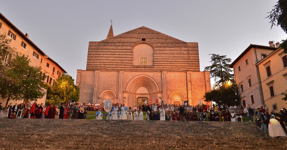 sfilata san fortunato todi