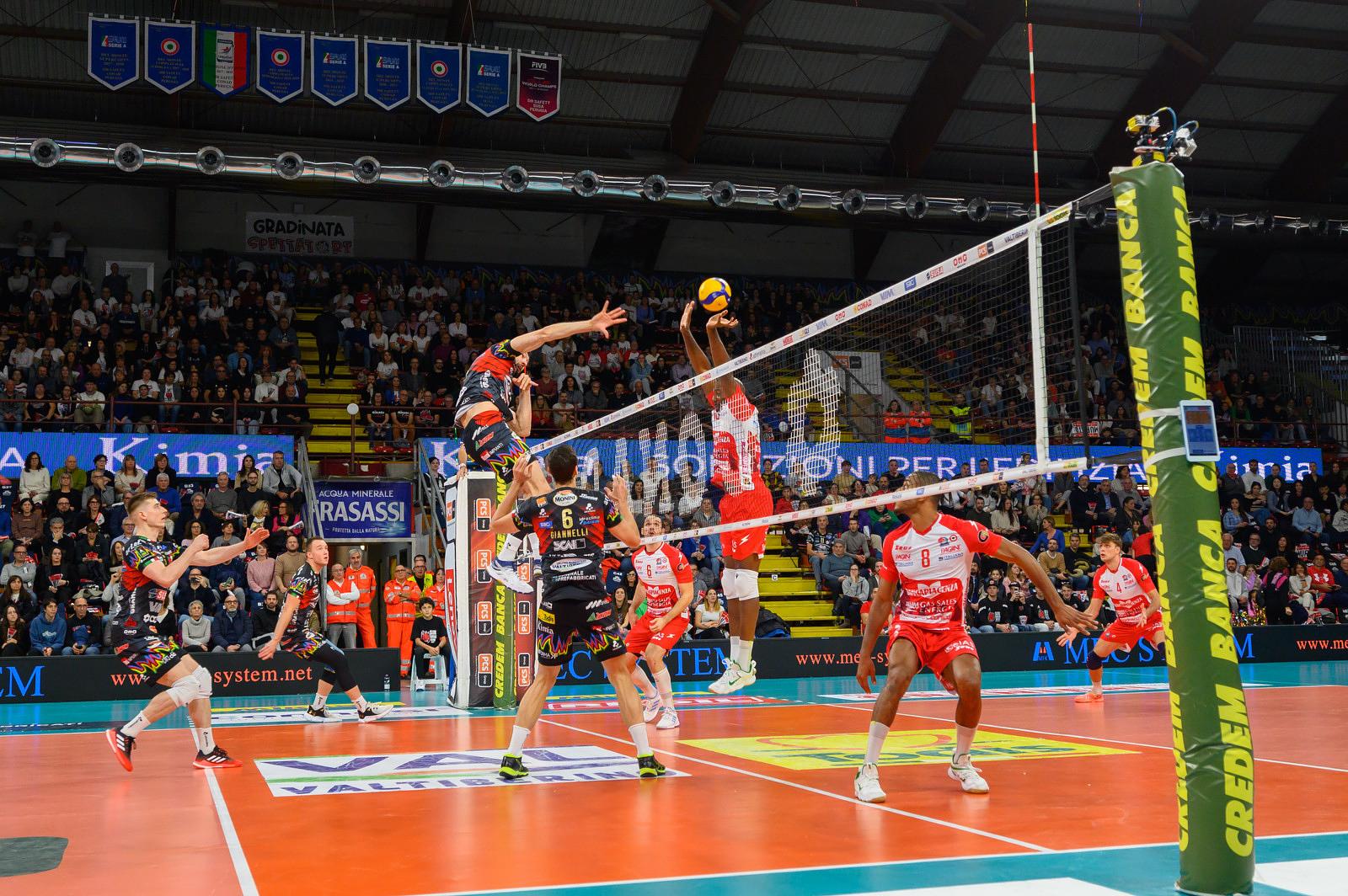 Flavio RESENDE GUALBERTO durante Sir Susa Vim PERUGIA vs Gas Sales Bluenergy PIACENZA, 6ª giornata girone di andata regular season Superlega Credem Banca - Campionato italiano di Pallavolo Maschile - Volley Volleyball presso PalaBarton Perugia IT, 19 novembre 2023. [ID: 20231119/_MB61000] Foto: Michele Benda
