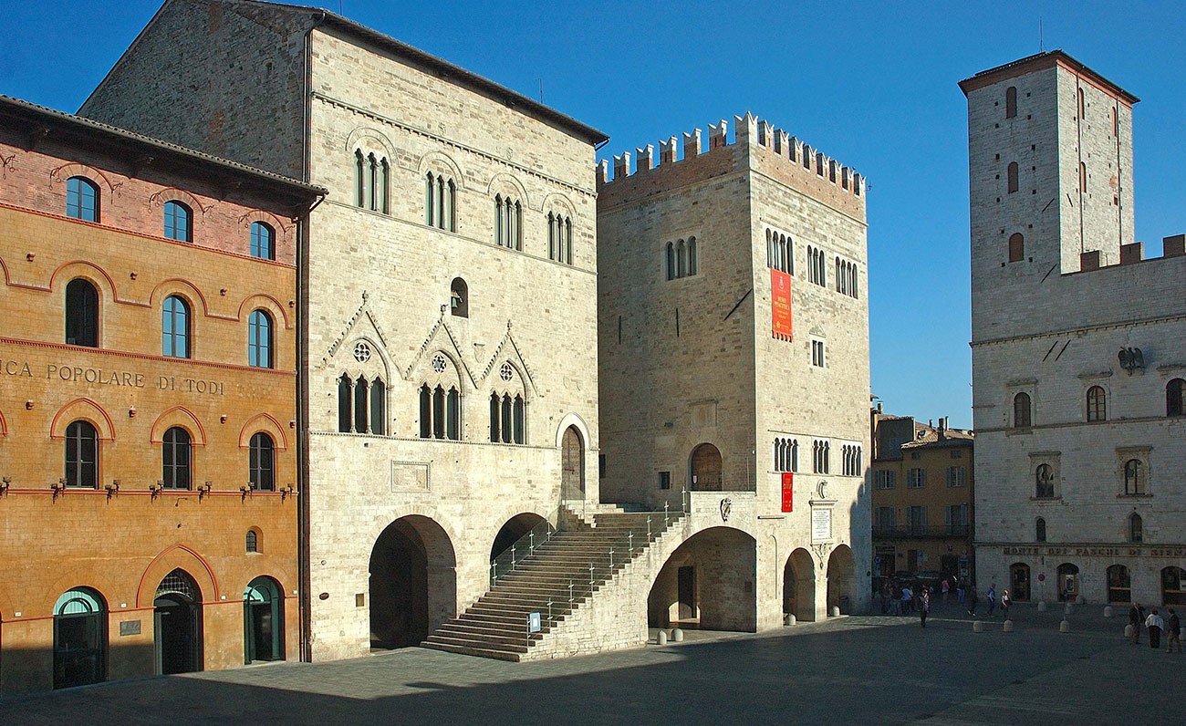 Todi centro