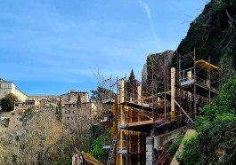 cantiere ascensori todi