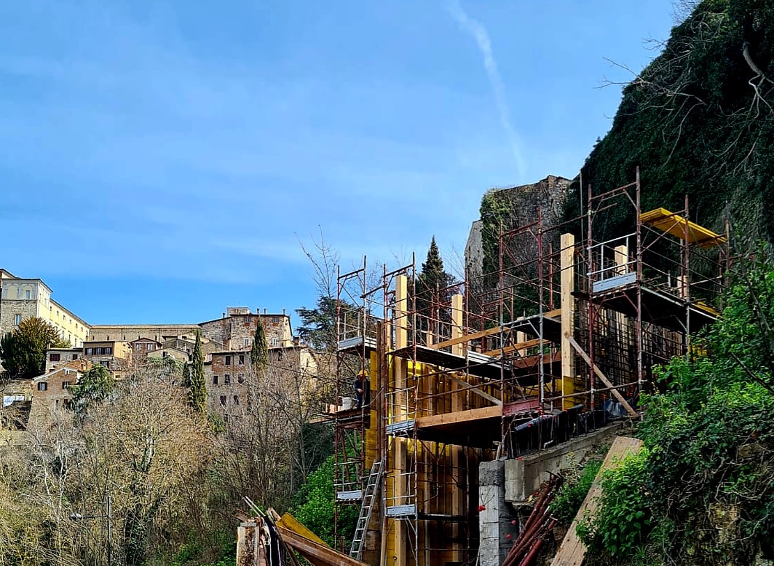 cantiere ascensori todi