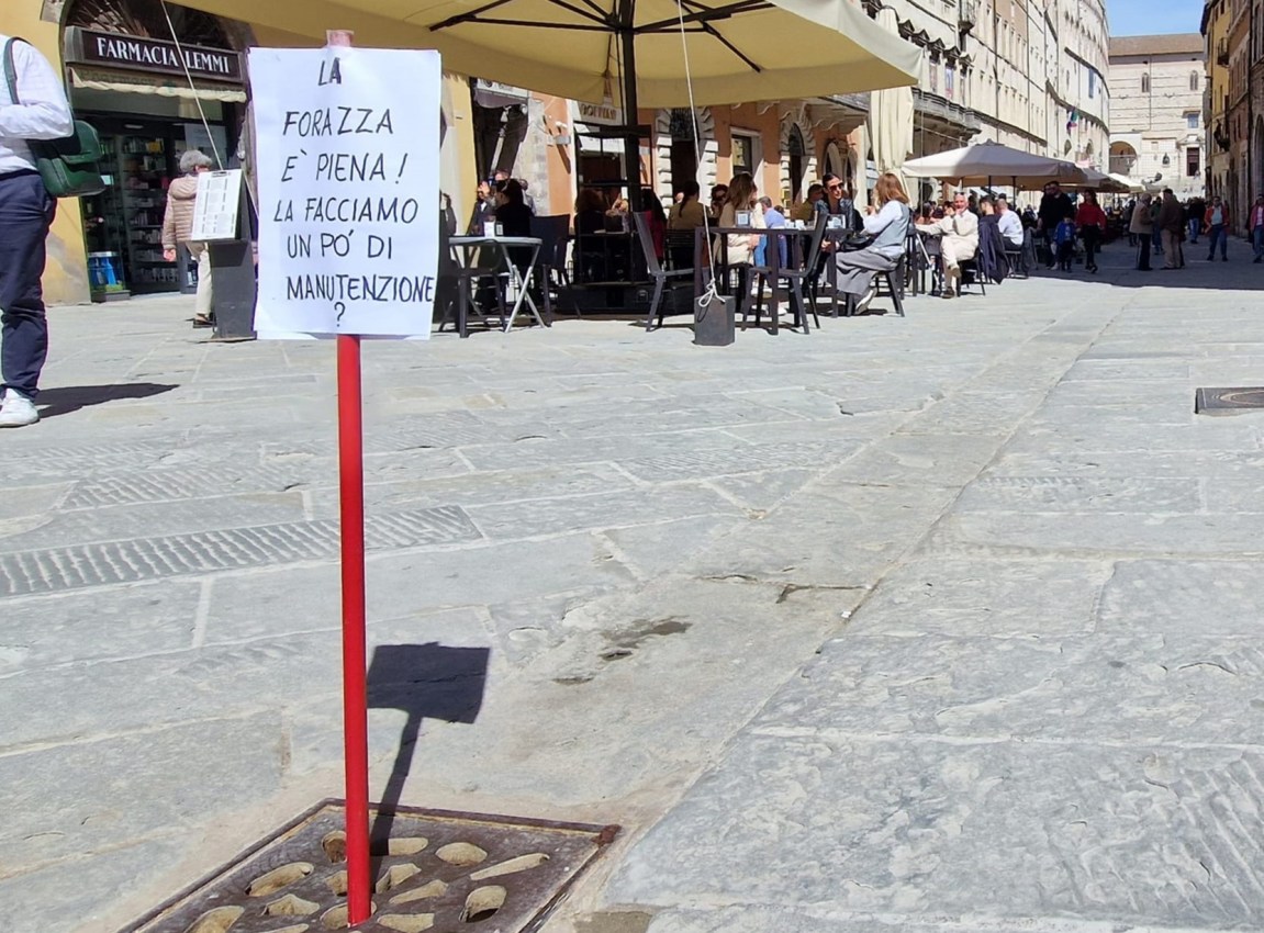 La forazza in corso Vannucci (foto di Pasquale Punzi)