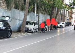 via XIV Settembre sosta selvaggia