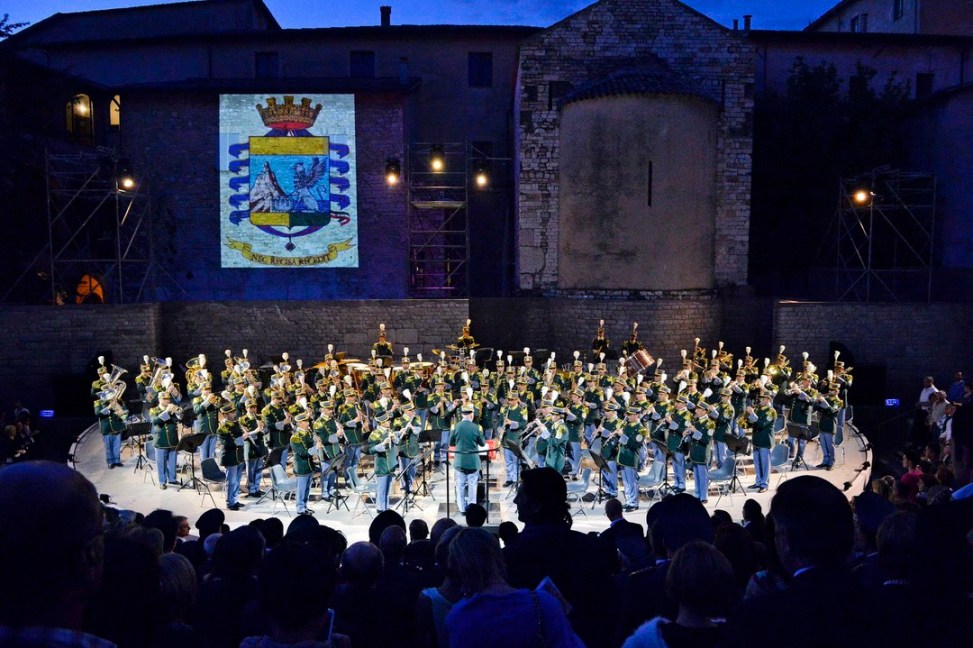 02/07/2013 Spoleto 56, Festival Dei 2 Mondi. Teatro Romano. Nella foto il concerto della Banda della Guardia di Finanza