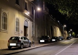 marciapiede Brufani sosta_foto di Riccardo Cavalieri