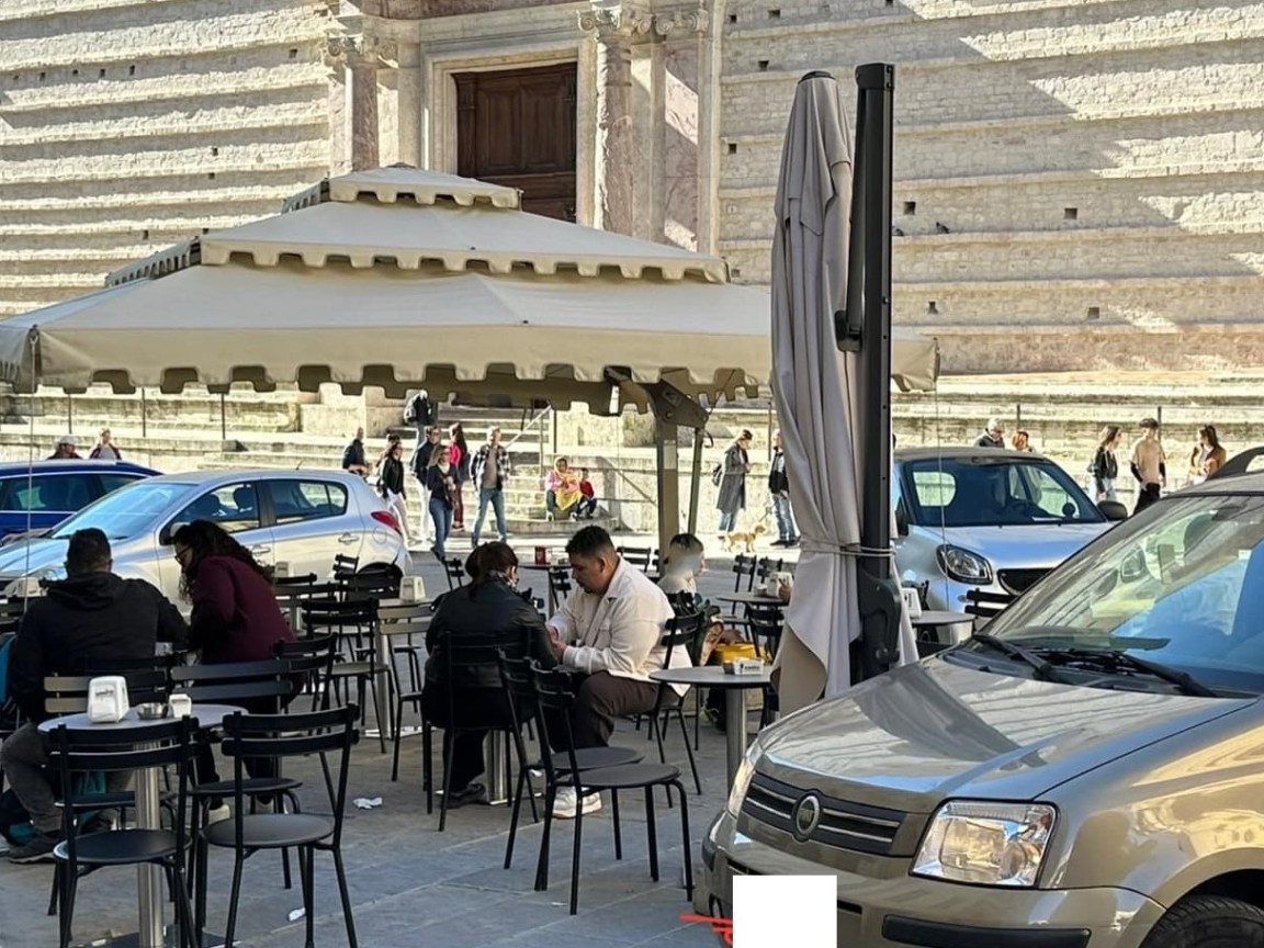 centro duomo sosta selvaggia_foto di Emilio Albertini