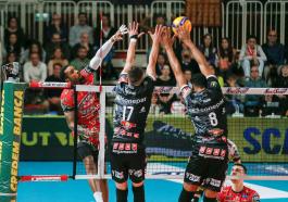 Sonepar PADOVA vs Sir Susa Vim PERUGIA, 2ª giornata girone di andata regular season Superlega Credem Banca - Campionato italiano di Pallavolo Maschile - Volley Volleyball presso Kioene Arena Padova IT, 6 ottobre 2024. [ID: 20241006/_MG_9278] Foto: PAOLO MICCOLI