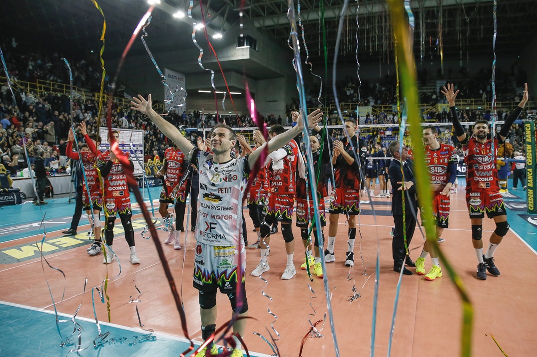 Rana VERONA vs Sir Susa Vim PERUGIA, 12ª giornata (1ª di ritorno) regular season Superlega Credem Banca - Campionato italiano di Pallavolo Maschile - Volley Volleyball presso AGSM Forum Verona IT, 15 dicembre 2024. Foto: Paolo Miccoli [riferimento file: 2024-12-15/_MG_5869]